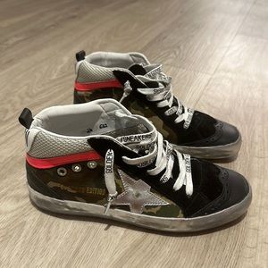 Golden Goose Sneakers